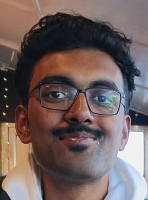 Samuel Headshot Casual